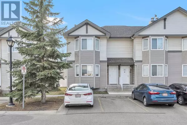 68 Royal Birch Villas NW, Calgary, AB T3G5V2