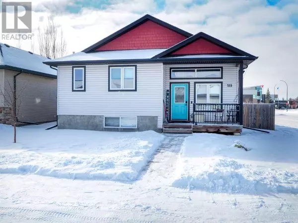 215 Lougheed Close, Red Deer, AB T4R3G7