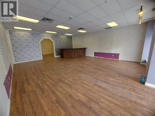 Red Deer, AB T4N4H2,7, 4801 51 Avenue