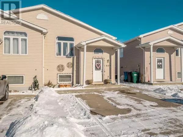 Lethbridge, AB T1K7Y7,849 Blackfoot Terrace W