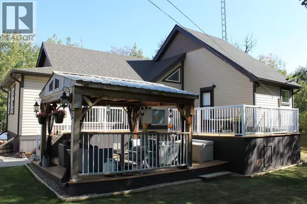 White Sands, AB T0C3B0,3 Kaylee Crescent