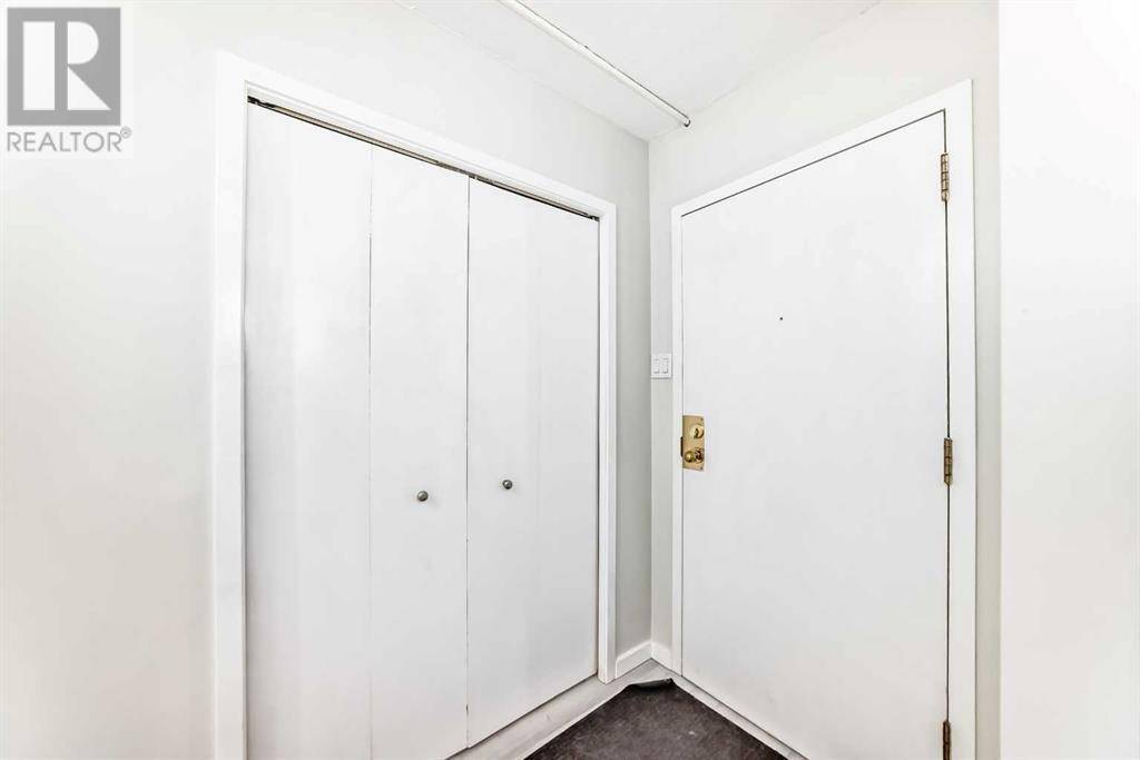 Calgary, AB T3A2E1,115, 3420 50 Street NW