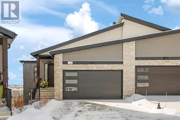 47 Royal Birch Cove NW, Calgary, AB T3G5P9