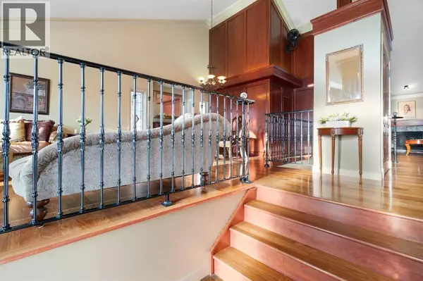 Calgary, AB T3B1E5,4744 Montalban Drive NW