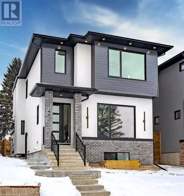 44 Collingwood Place NW, Calgary, AB T2L0P9