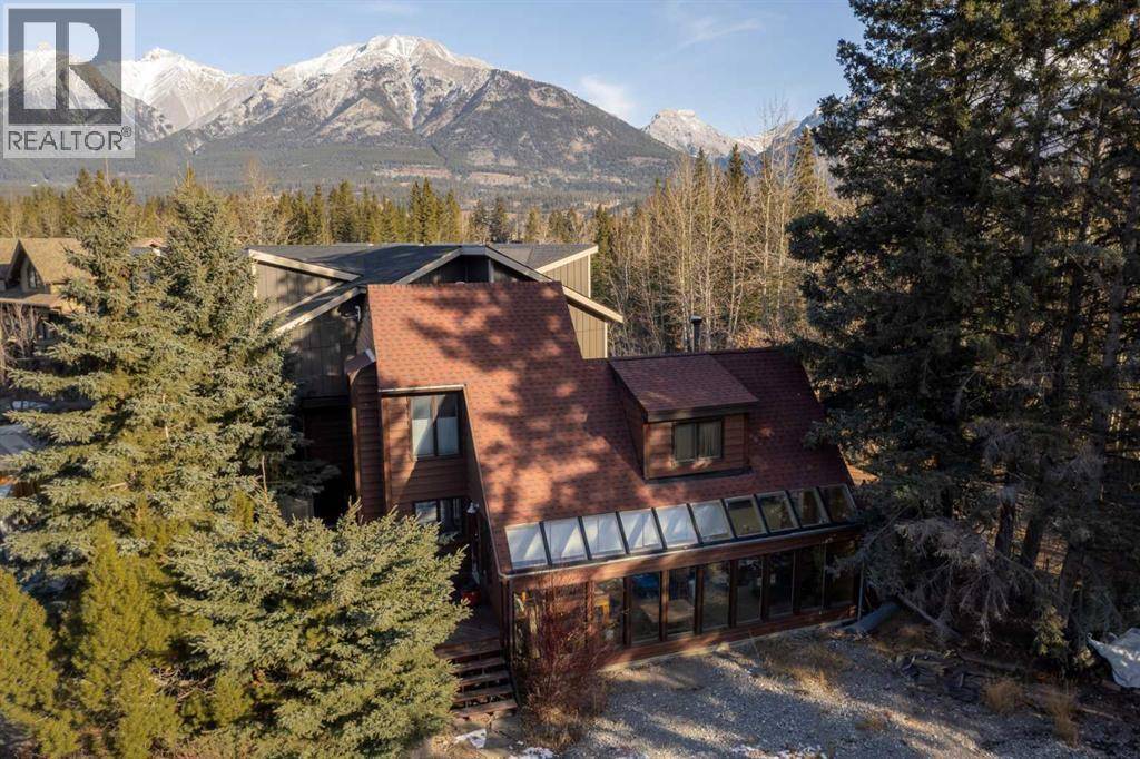 101 Rundle Drive, Canmore, AB T1W2L8
