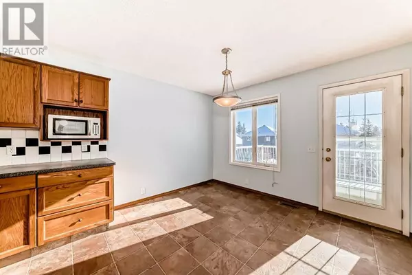 Calgary, AB T2Y3H7,156 SOMERCREST CLOSE  SW Close SW