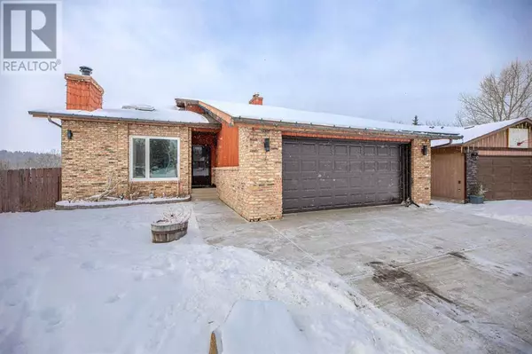 32 Cascade Place, Cochrane, AB T4C1G6