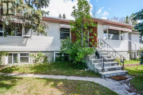 2204 24 Avenue NW, Calgary, AB T2M1Z7