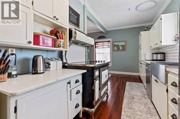 Daysland, AB T0B1A0,5037 52 Street