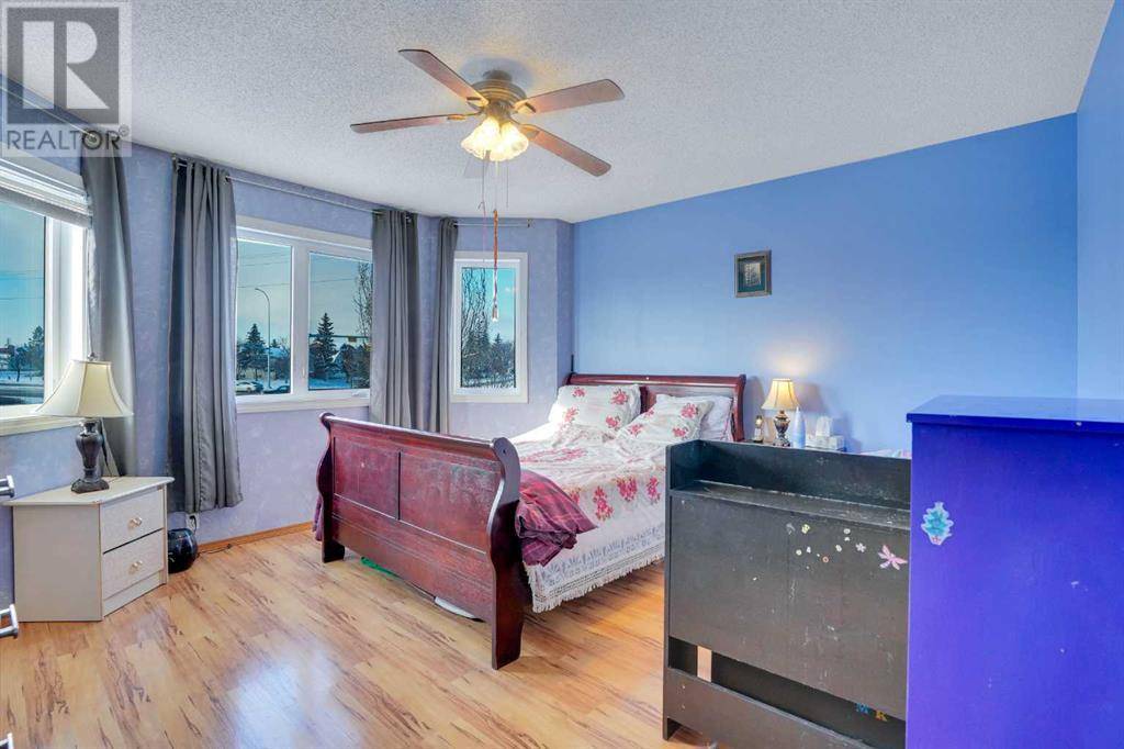 Calgary, AB t3j3p5,115 Coral Springs Circle NE