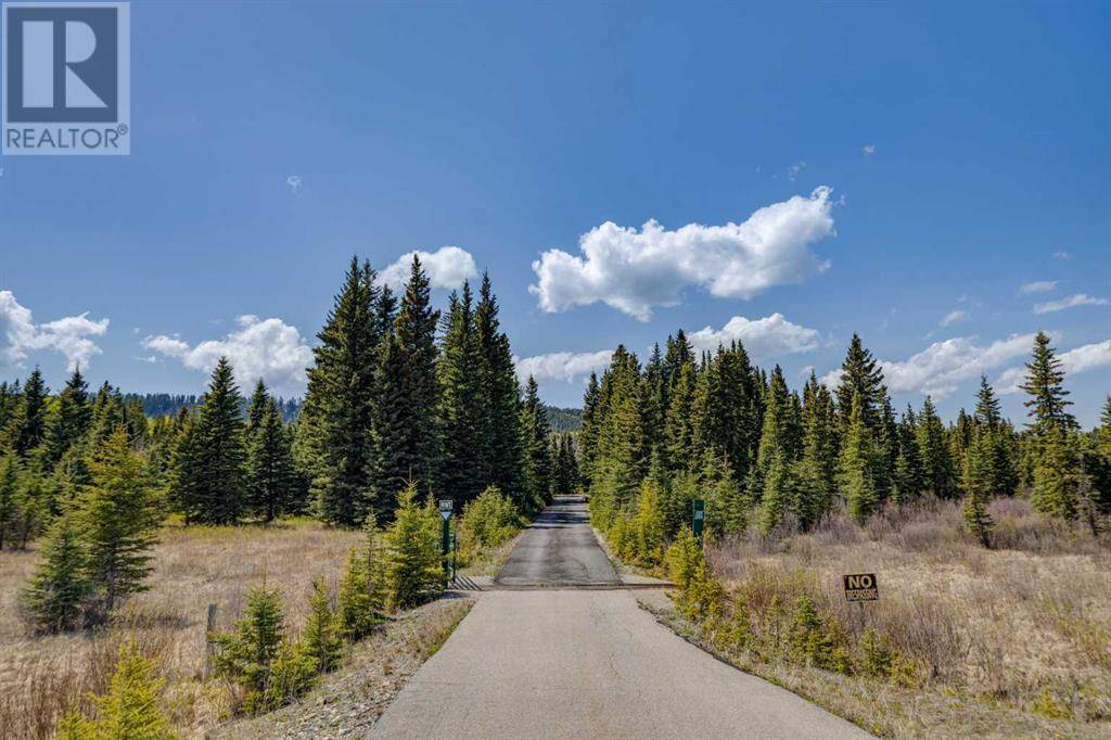 Bragg Creek, AB T0L0K0,231057 Range Rd 54