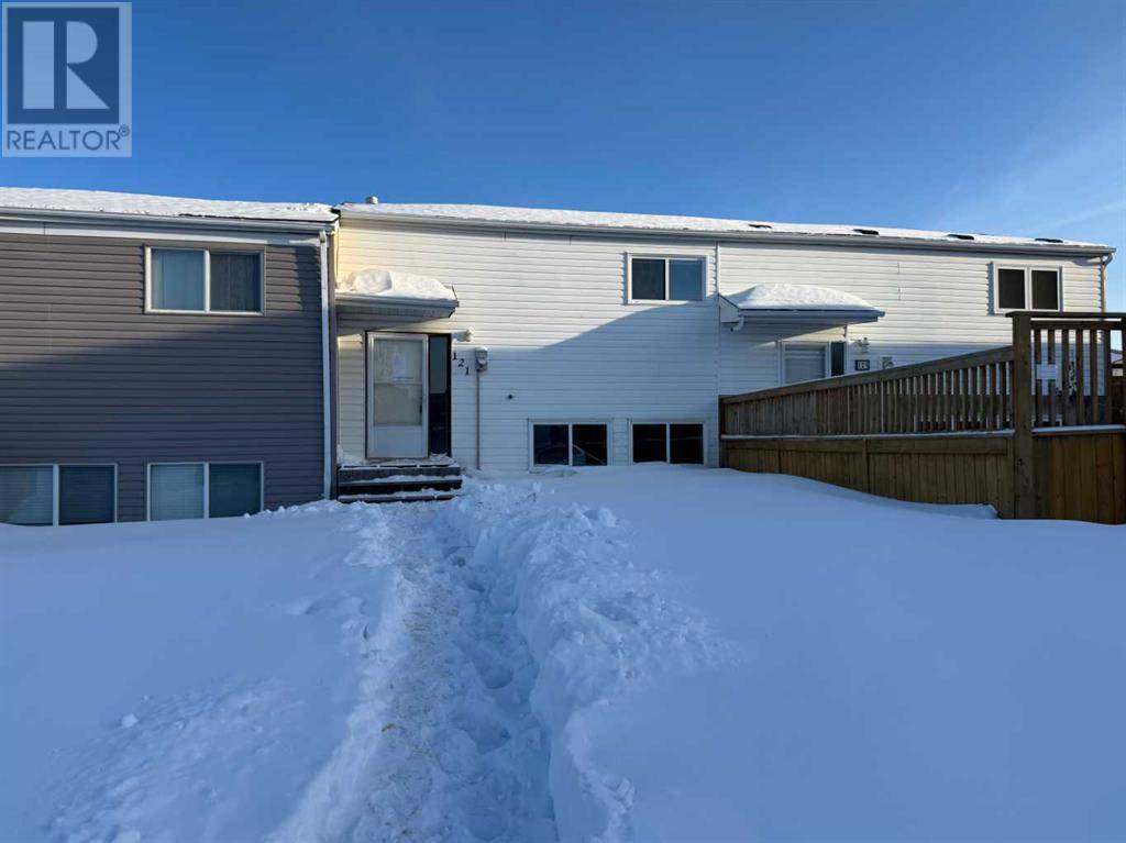 121 Raven Place, Fort Mcmurray, AB T9H4N8