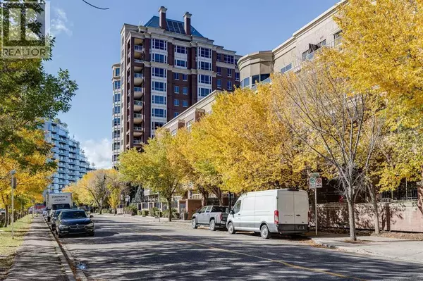 Calgary, AB T2P5N4,702, 600 Princeton Way SW