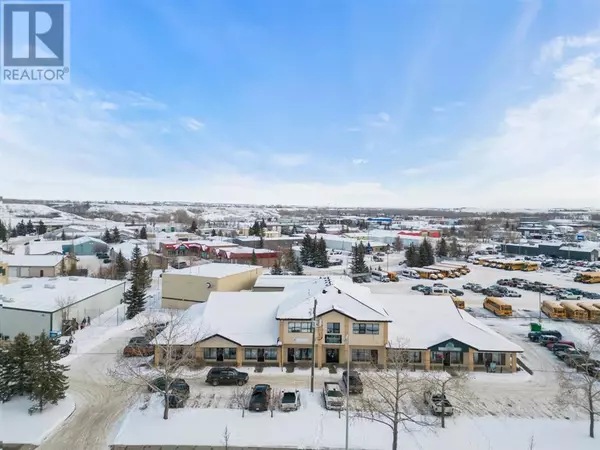 Okotoks, AB T1S2C3,200, 14 Crystalridge Drive