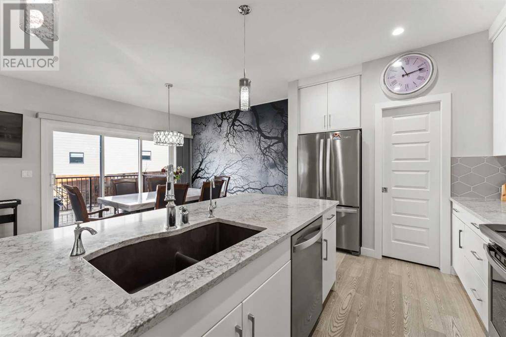 Calgary, AB T2Y0P6,804 Shawnee Terrace SW