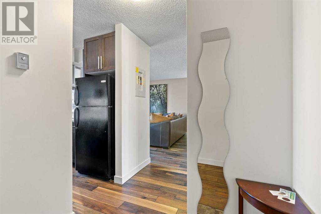 Calgary, AB T2E6M1,403, 4455C GREENVIEW Drive NE