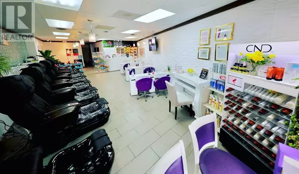 Calgary, AB T3E6S6,5308 17 Avenue