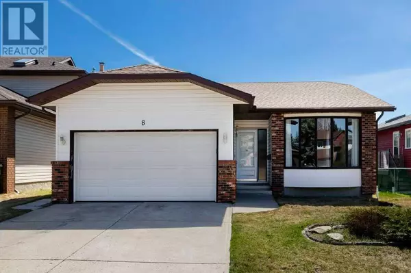 Calgary, AB T3A2Y7,8 Edgeland Bay NW