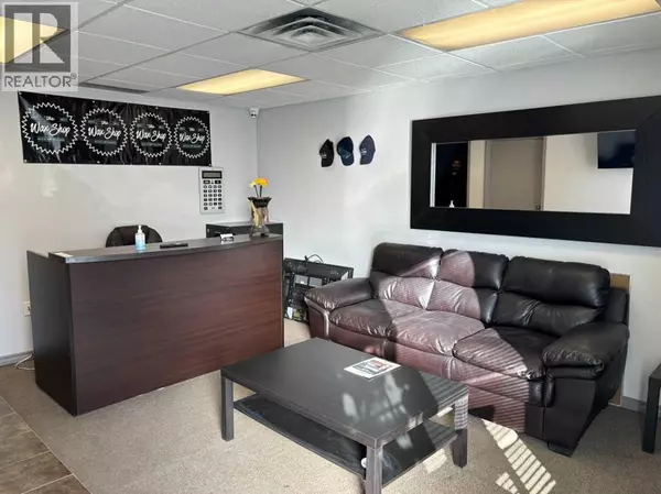 Calgary, AB T2A1X2,22a, 416 meridian Road SE