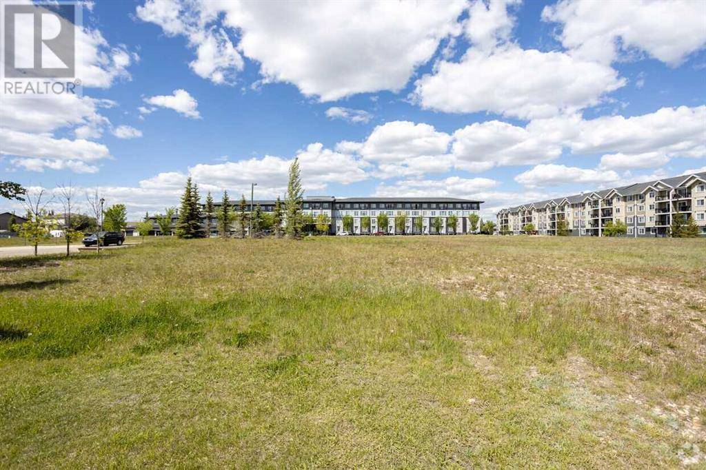 2, 2660 22 Street, Red Deer, AB T4R0K8