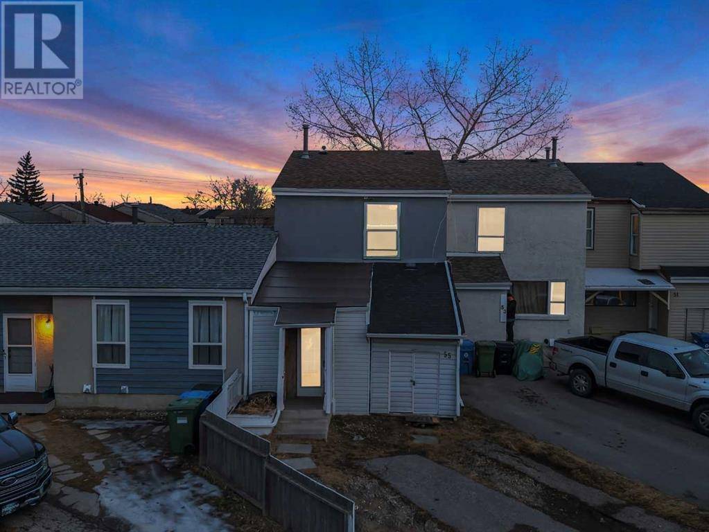 55 Penworth Close SE, Calgary, AB T2A5N4