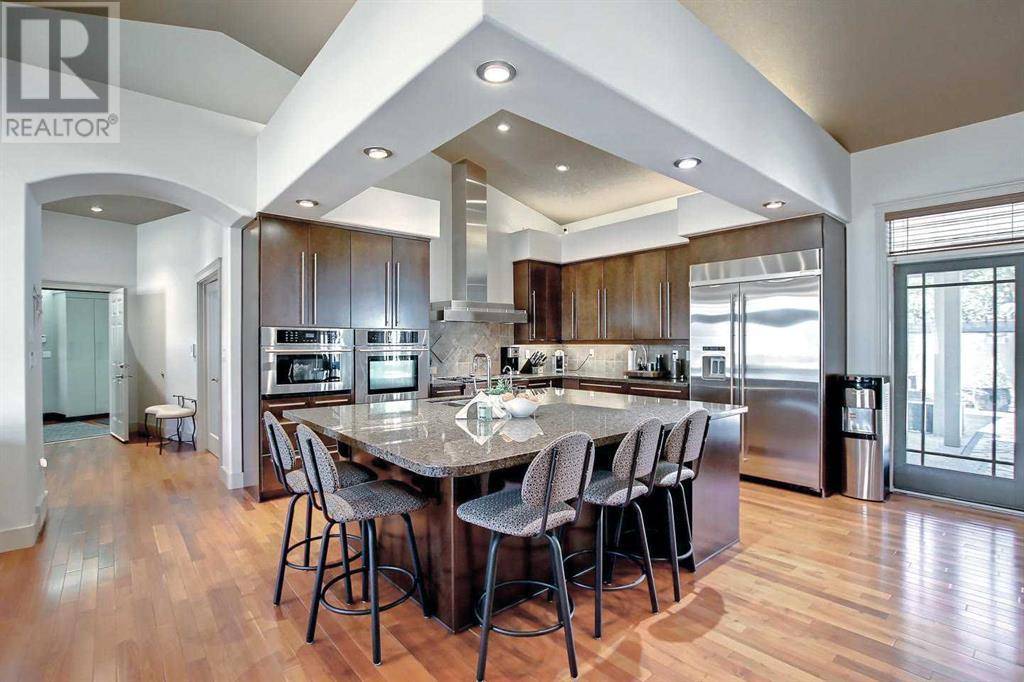 Drumheller, AB T0J1B0,223 2 Avenue