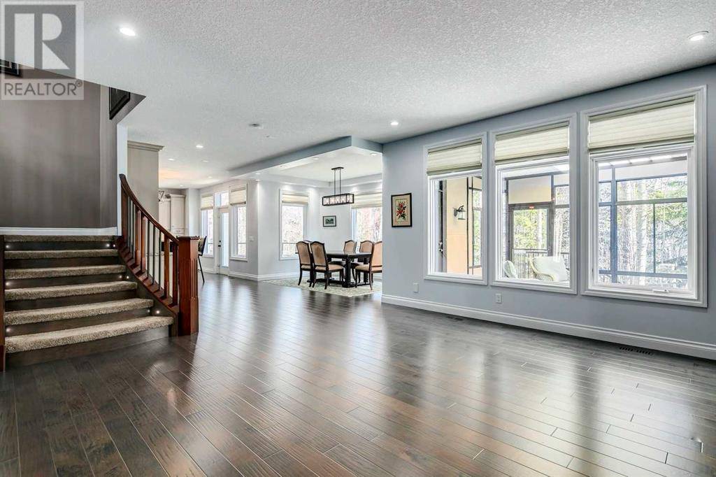 Calgary, AB T3E5W8,130 Wentwillow Lane SW