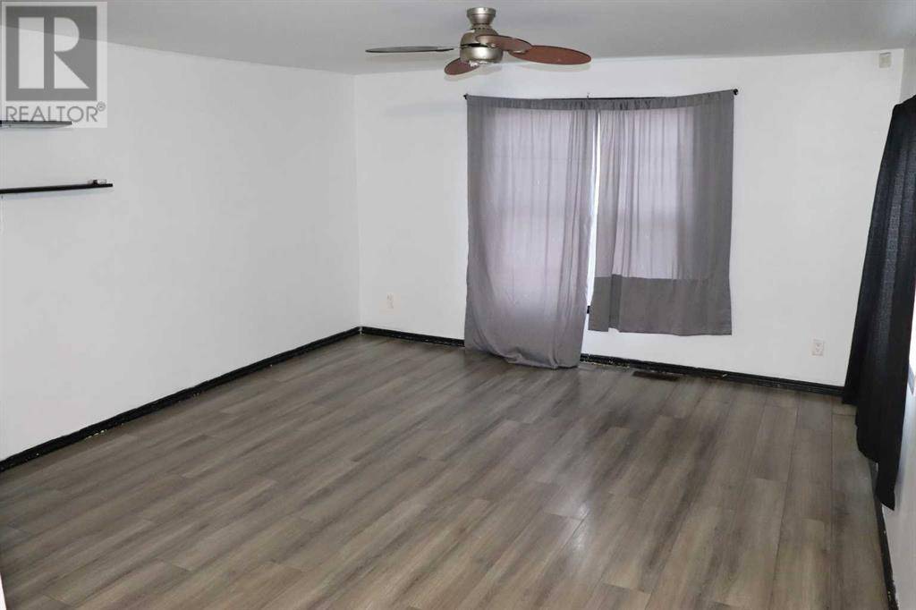 Edson, AB T7E1M1,514 64 Street