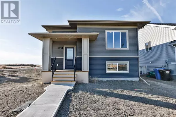 324 Aquitania Boulevard W, Lethbridge, AB T1J5T4