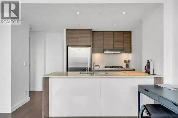 Calgary, AB T2R0Z7,1308, 1501 6 Street SW