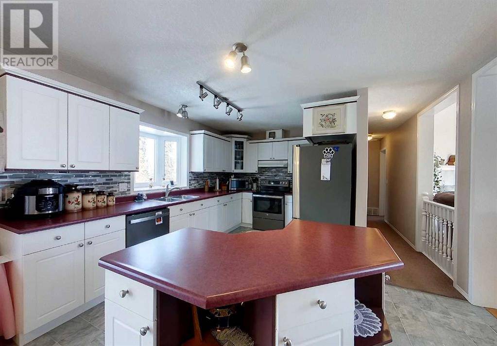 Rural Yellowhead County, AB T7E3M3,54025 Range Road 180