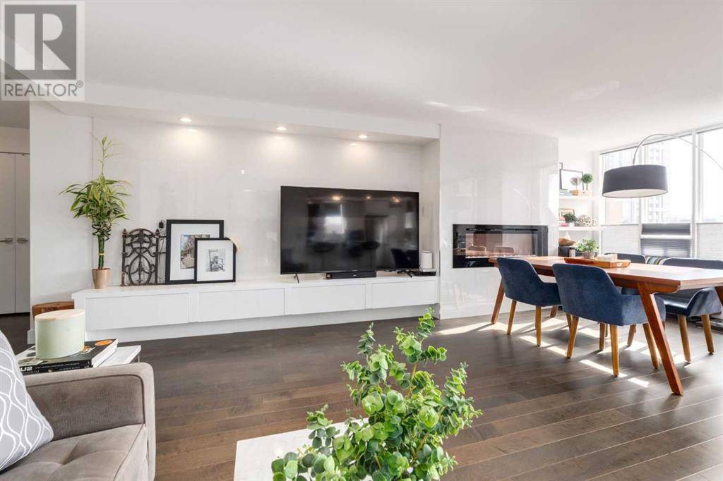 702, 1001 14 Avenue SW, Calgary, AB T2R1L2