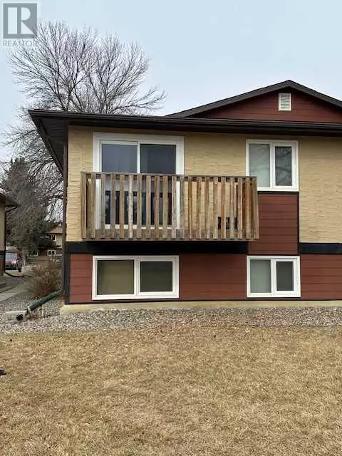 28, 5 Acadia Road W, Lethbridge, AB T1K4C1