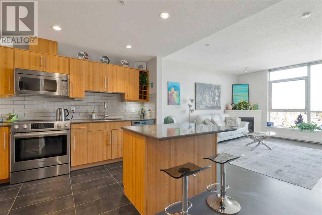 Calgary, AB T3C3X5,801, 55 Spruce Place SW