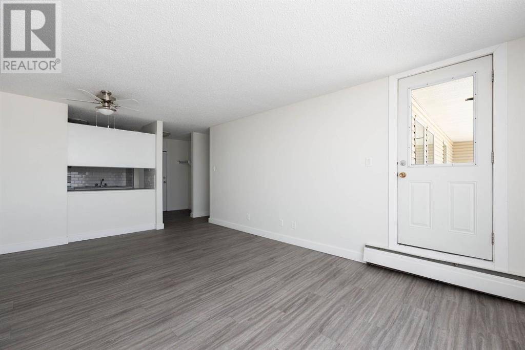 Fort Mcmurray, AB T9H4H4,208, 14921 Macdonald Drive