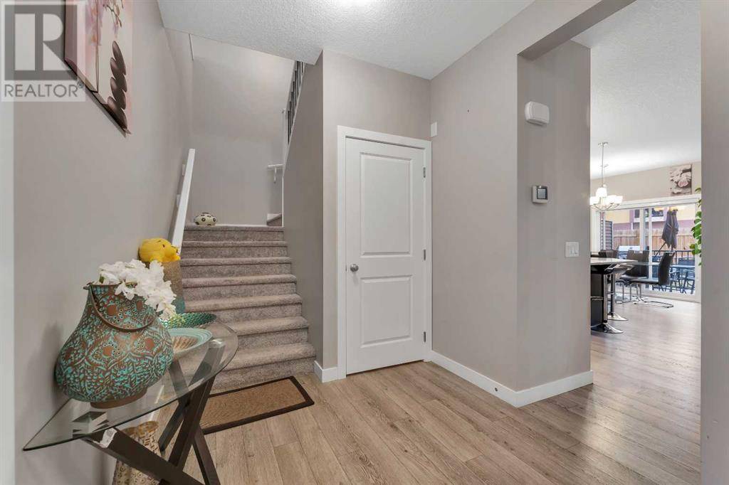 Chestermere, AB T1X0Y7,247 Kinniburgh Road