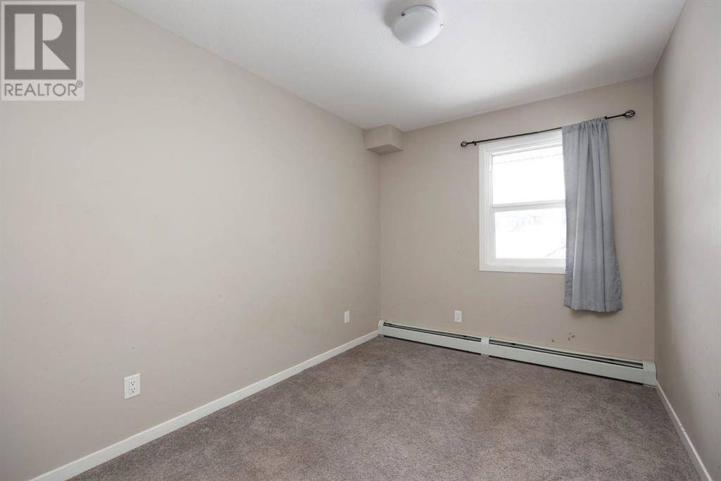Fort Mcmurray, AB T9J1L6,628, 201 Abasand Drive