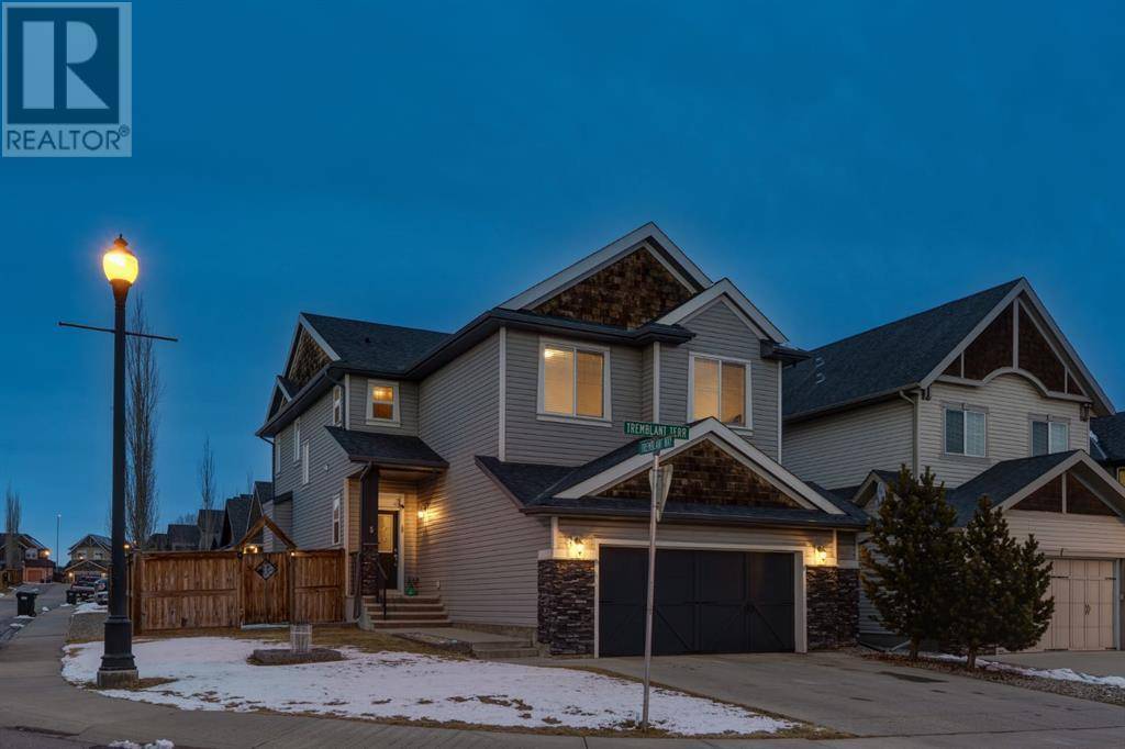 5 Tremblant Terrace SW, Calgary, AB T3H0B9