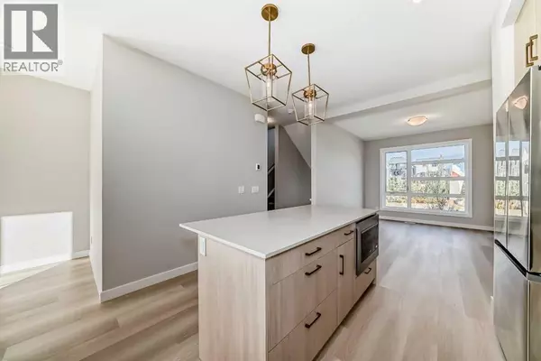 Calgary, AB T3P2C7,23 Lucas Way NW