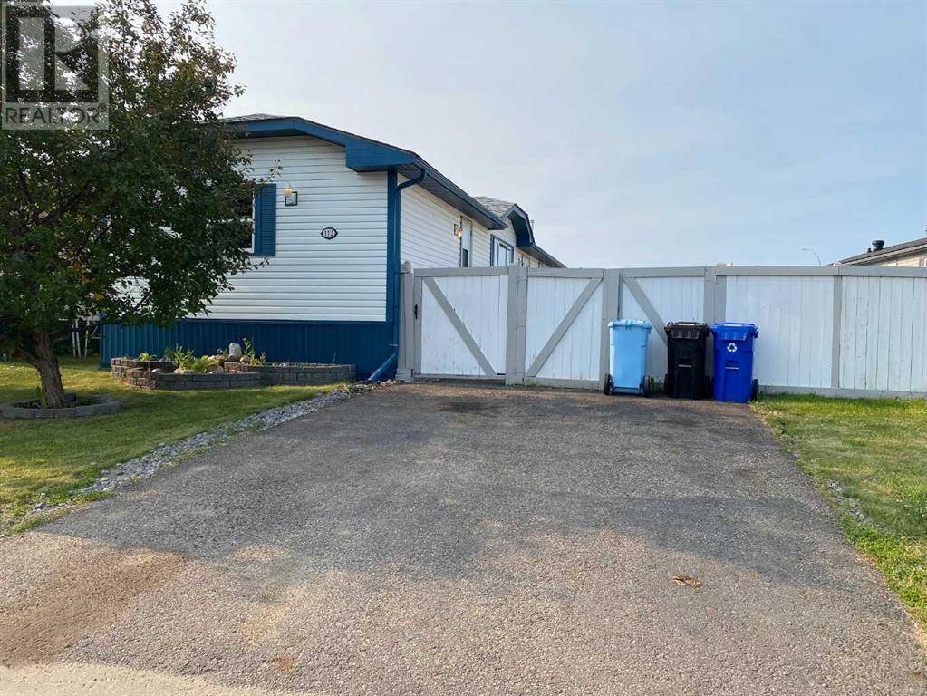 112 Morgan Avenue, Fort Mcmurray, AB T9K2P2