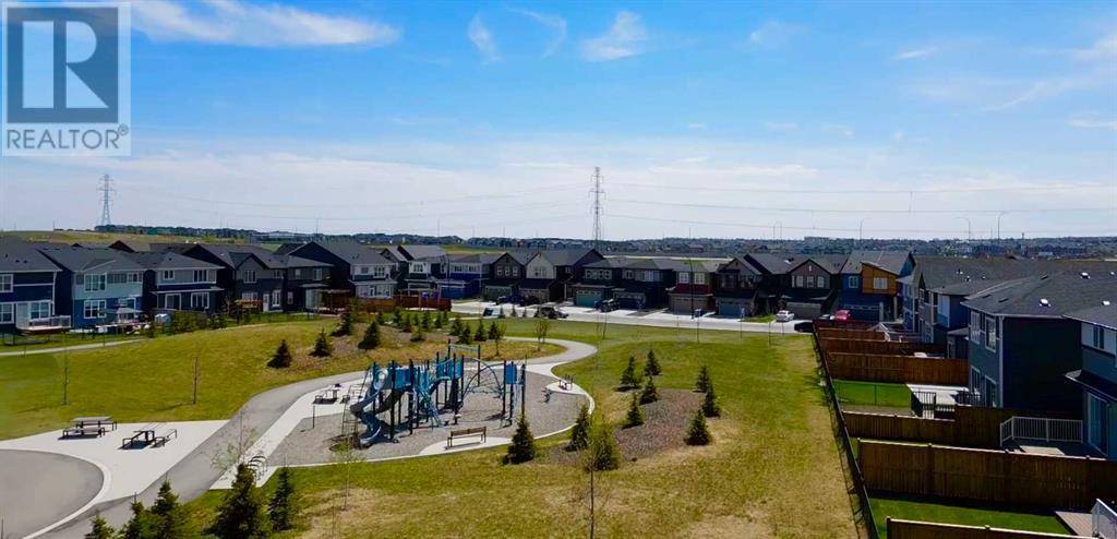 153 Carringsby Way NW, Calgary, AB T3P1T5