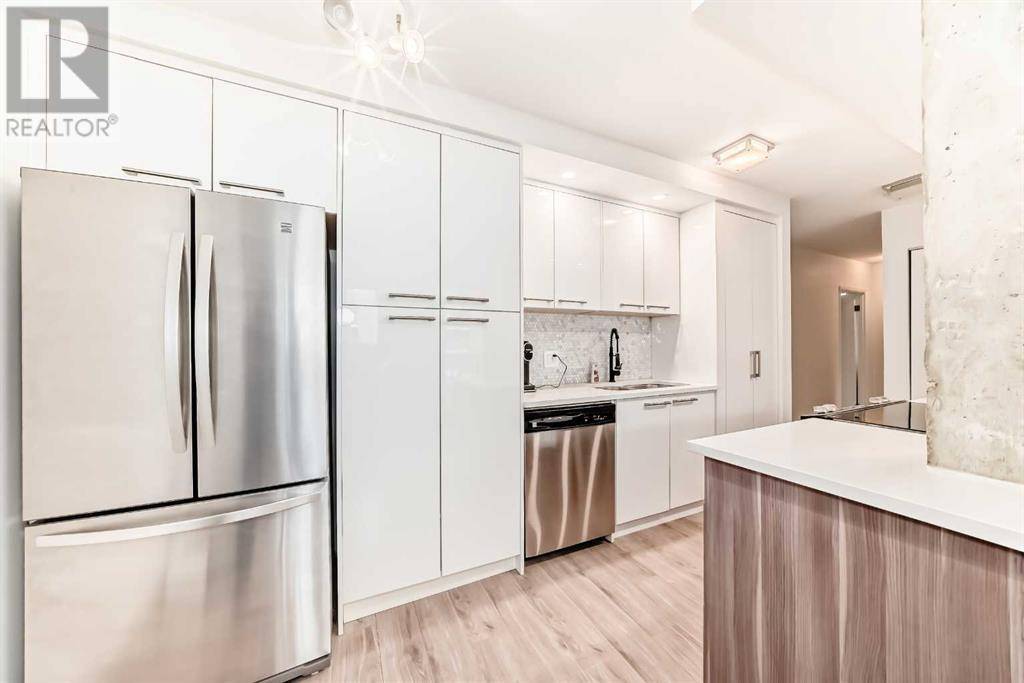 Calgary, AB T2R0S8,701, 1111 15 Avenue SW