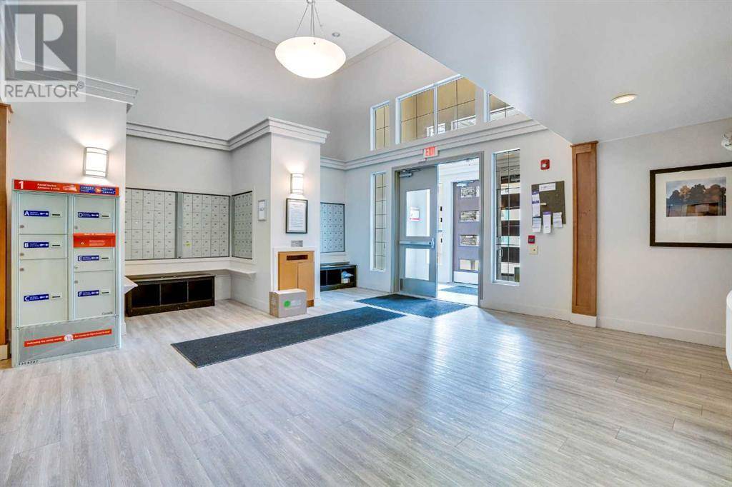 Calgary, AB T3E7N9,250, 35 Richard Court SW