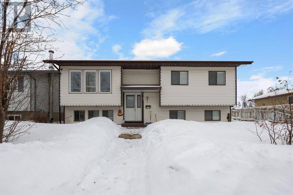 149 Farrell Crescent, Fort Mcmurray, AB t9k1L9
