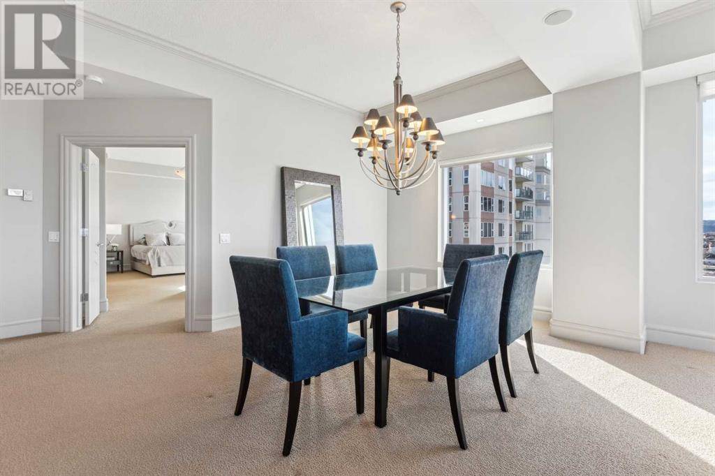 Calgary, AB T2P5M9,1101, 110 7 Street SW