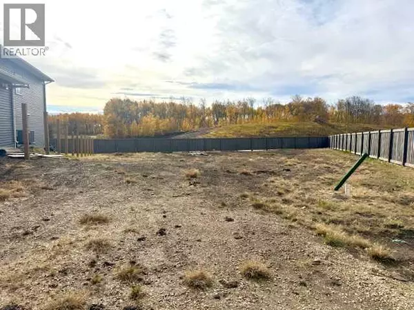 12053 77 Avenue, Grande Prairie, AB T8W0M7