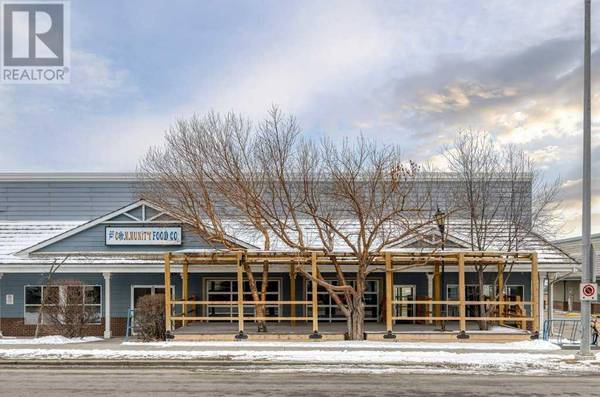 3, 185 First Street E, Cochrane, AB T4C1B1