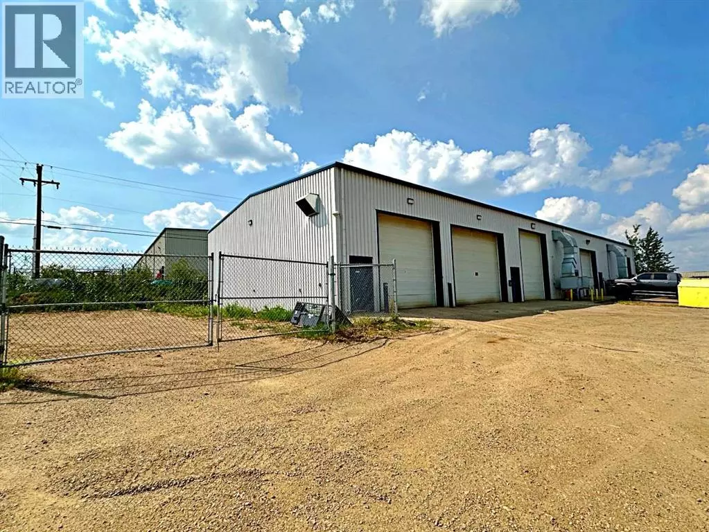 Fort Mcmurray, AB T9H4G1,102, 286 MacLennan Crescent