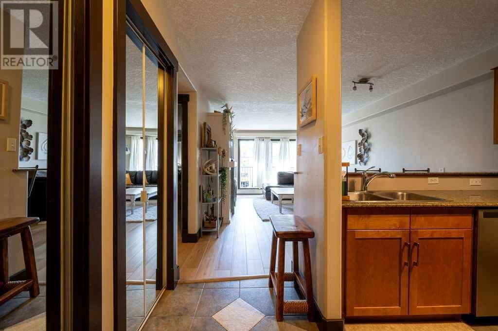 Calgary, AB T2E0K9,210, 355 5 Avenue NE